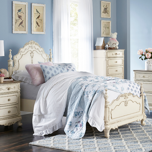 Twin Bed 153