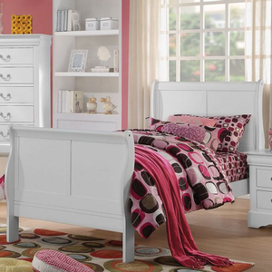 Twin Bed 072 - Finish: White<br><br>Available in Full Size<br><br>Available in Black & Cherry<br><br>Dimensions: 85 L X 41 W X 47 H 