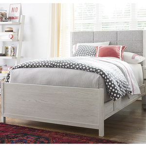 Full Bed 035 - Finish: Sea Salt<br><br>Available in Twin Size & Queen Size<br><br>Trundle Sold Separately<br><br>Dimensions: 57W x 80D x 50H