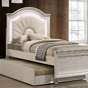 Full Bed 033 - Finish: Pearl White<br><br>Available in Twin Size Bed<br><br>Dimensions: 84 1/8 L x 58 W x 54 H