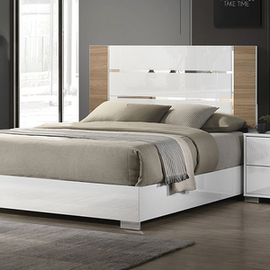 Item # 117Q - Finish: White<br><br>Dimensions: 82 3/4 L X 62 3/4 W X 49 3/8 H