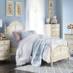 Twin Bed 153