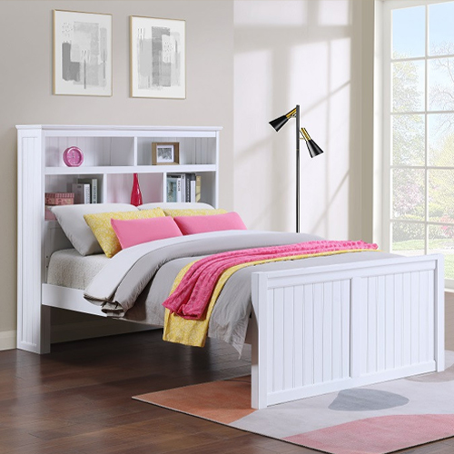 Kids beds at Los Angeles furniture store